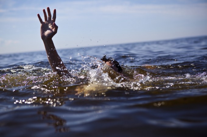 Incidents of drowning reported in Welikanda and Marawila