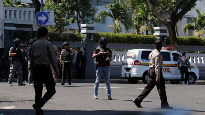 Surabaya: Suicide bombers attack Indonesia police headquarters