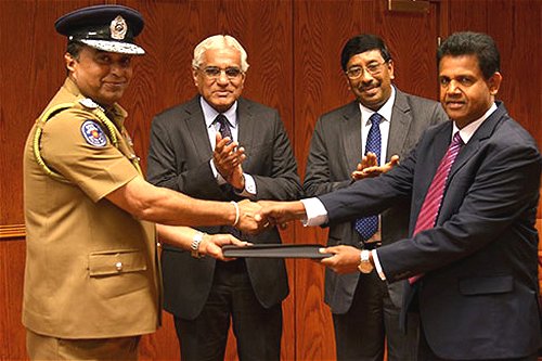 Sri Lanka Police and Central Bank sign MoU to cooperate on financial Crimes investigations