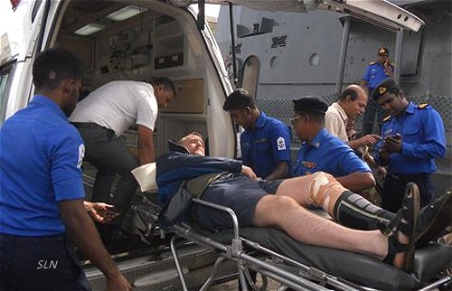 Sri Lanka Navy assists to transfer injured Russian sailor ashore for treatment