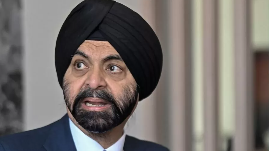 Former Mastercard boss Ajay Banga has been elected to lead the World Bank