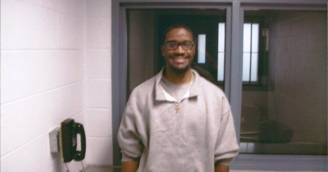 Brandon Bernard: First execution of Trump’s final days goes ahead